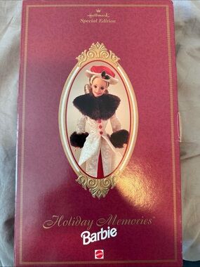 Barbie Holiday Memories Box - Red & Gold